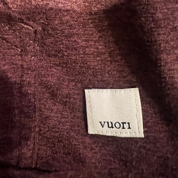 Vuori Women's Set in Ruby Heather - Picture 4 of 12